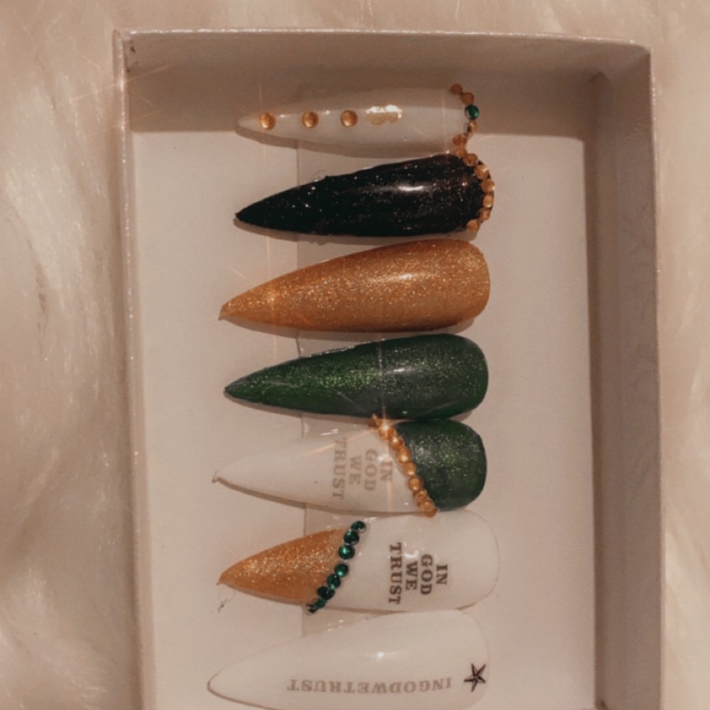 Artificial nails